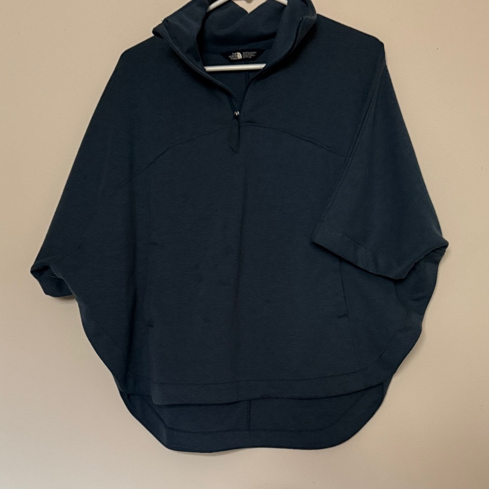 The North Face Women's quarter zip poncho sweatshirt - Picture 4 of 4